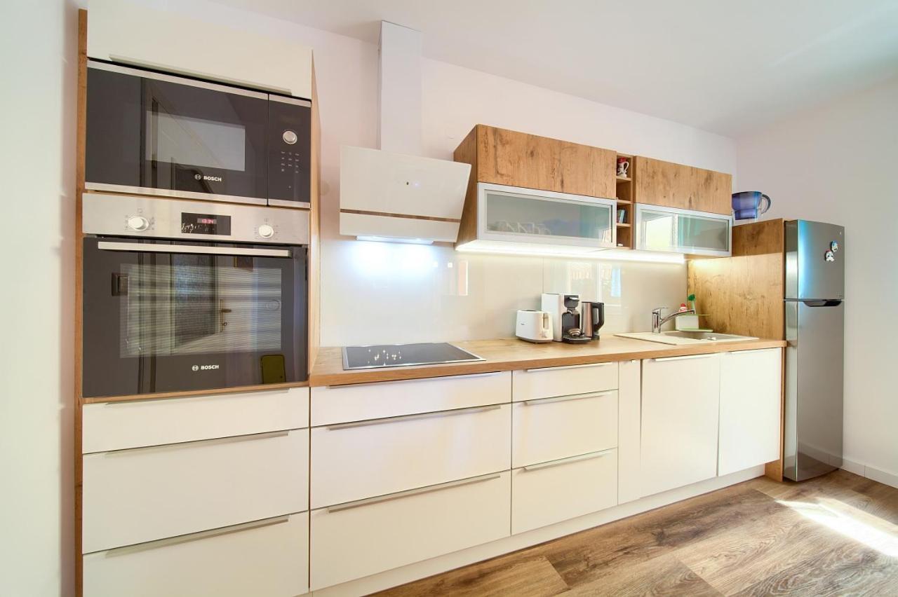 Apartman Bor Krk 克尔克 外观 照片